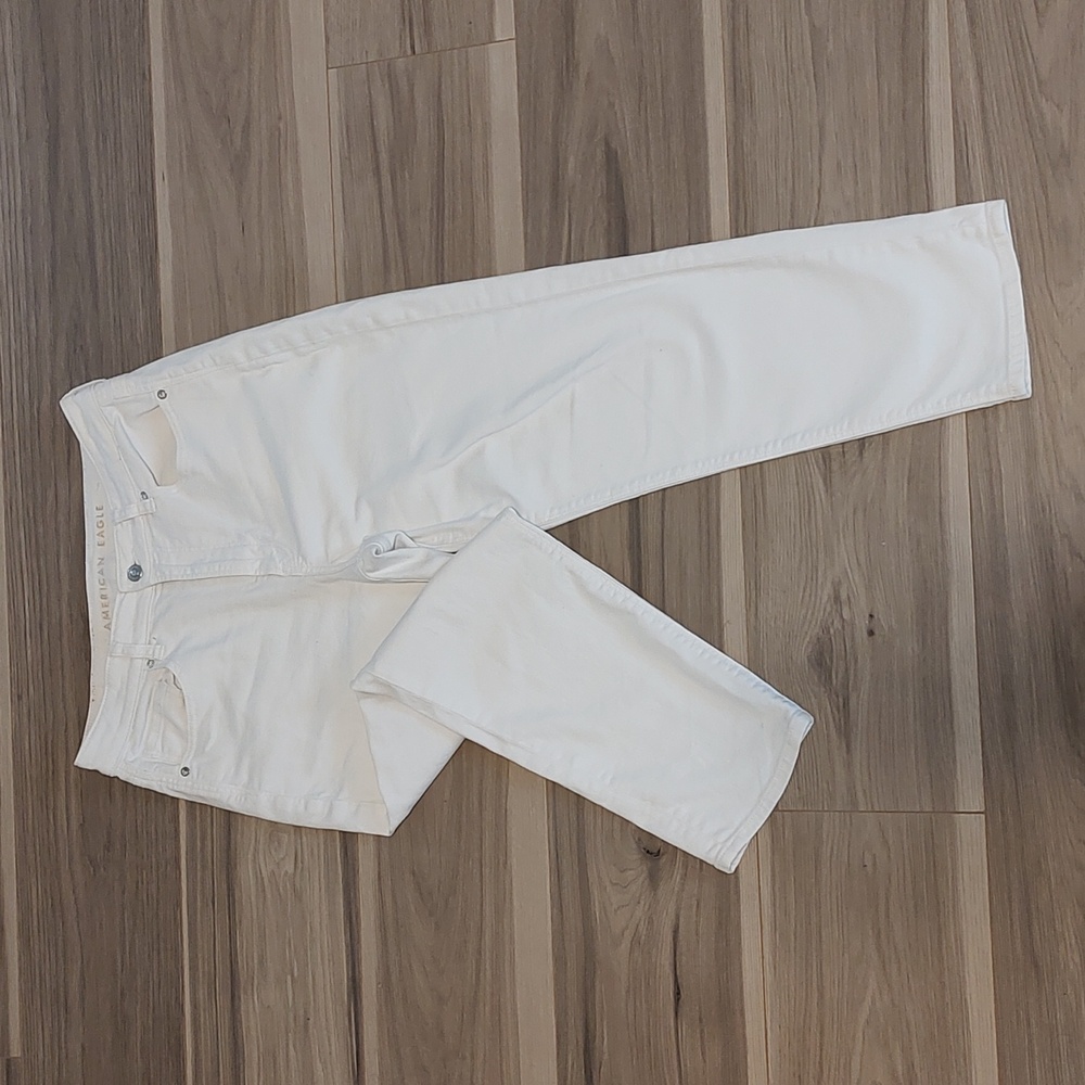 American Eagle white jeans